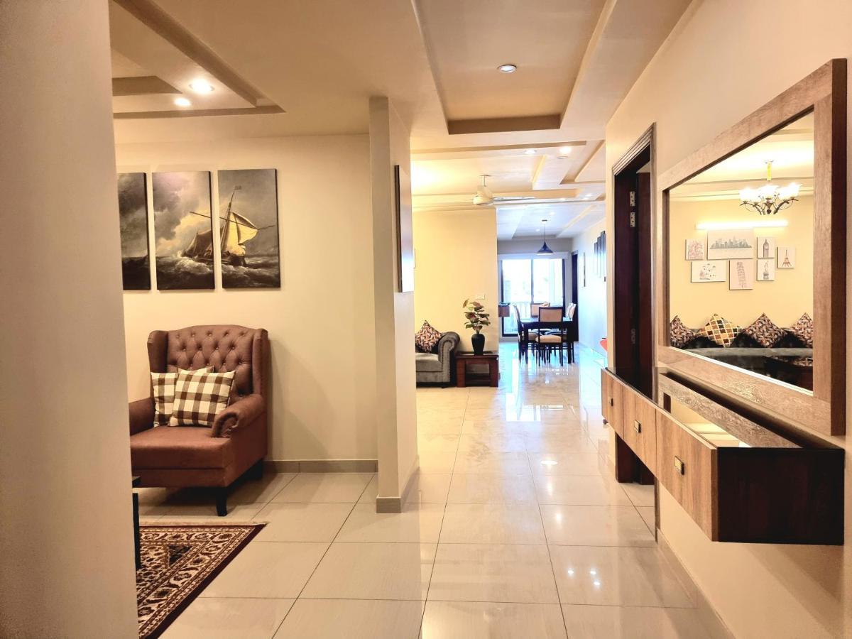 Luxurious Landing Apartments & Suites Bahria Town Rawalpindi Exterior foto