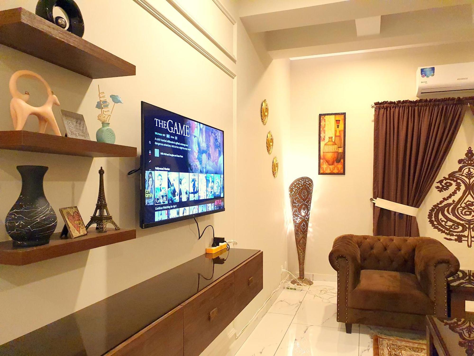 Luxurious Landing Apartments & Suites Bahria Town Rawalpindi Quarto foto