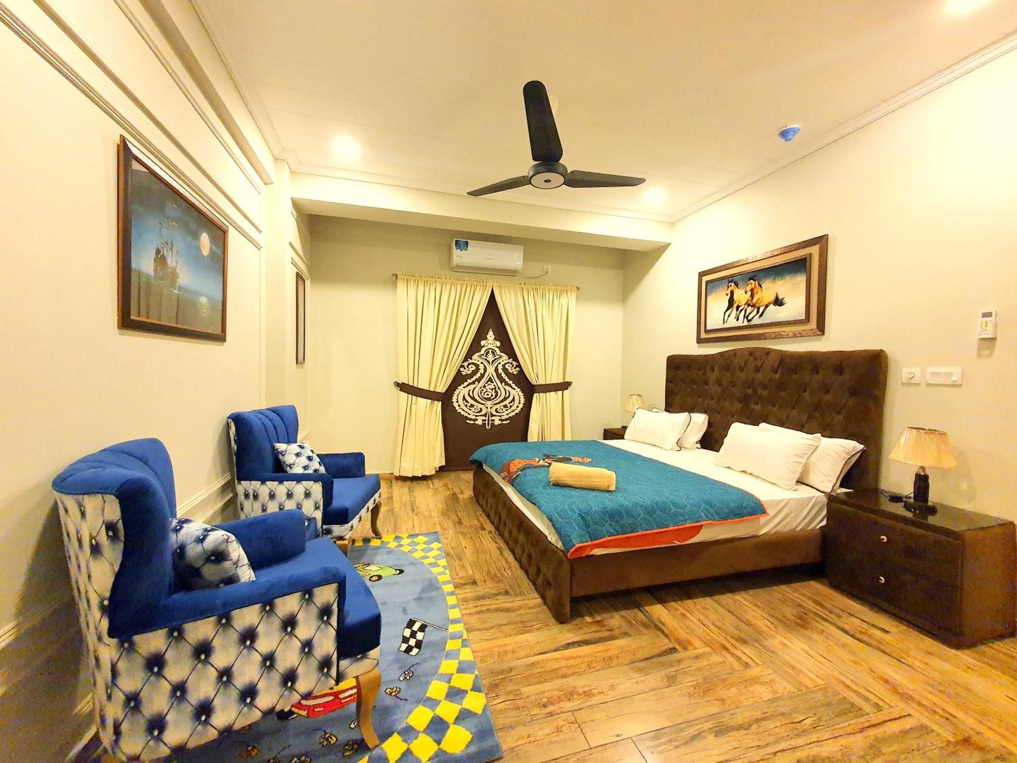 Luxurious Landing Apartments & Suites Bahria Town Rawalpindi Quarto foto